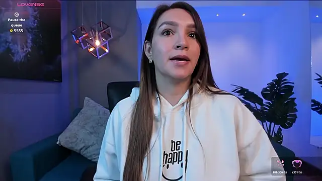 Snapshot of miataylorr1 chatting on February 5, 12:01 pm miataylorr1 online show from February 5, 12:01 pm