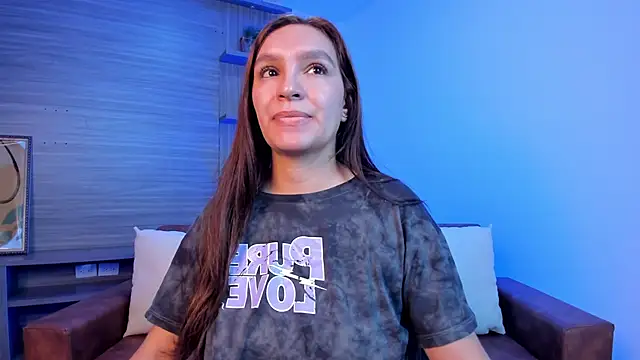 miataylorr1 online show from February 18, 12:06 pm