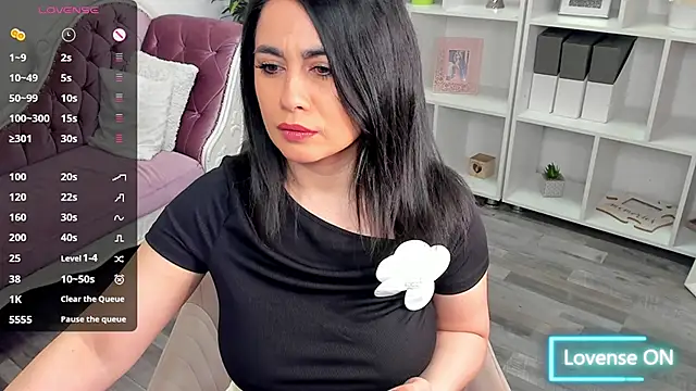 EmaBrownie online show from May 15, 6:28 pm