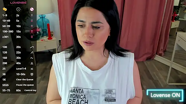 EmaBrownie online show from January 6, 5:50 pm