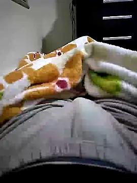 Snapshot of shiiank chatting on June 30, 1:38 am shiiank online show from June 30, 1:38 am