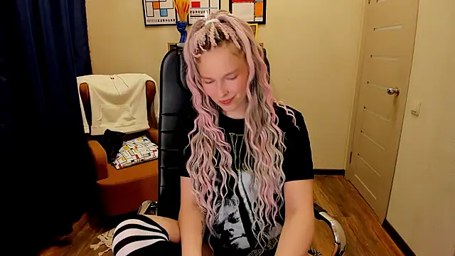  fiona Love online show from February 25, 8:08 pm