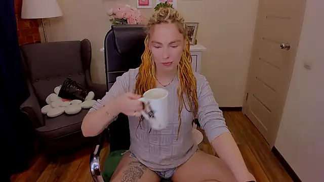  fiona Love online show from January 31, 8:40 pm