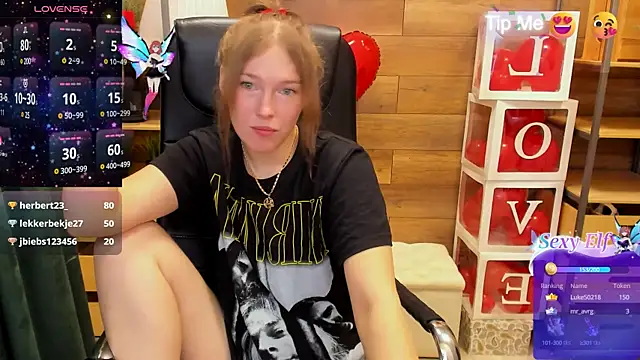  fiona Love online show from March 10, 9:18 pm