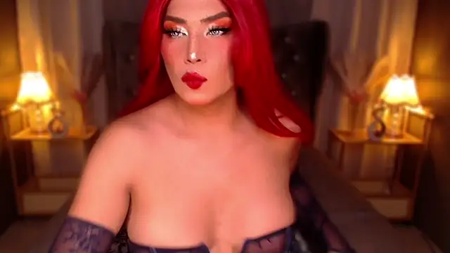 QUEEN GIAMOORE69 online show from March 27, 10:11 pm