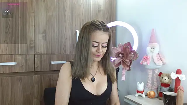 magenta maturr online show from November 13, 3:49 pm