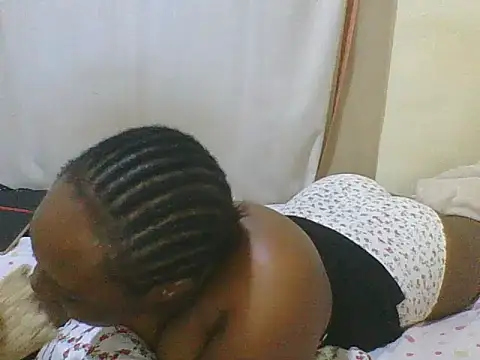 Snapshot of cute_lavenda chatting on June 5, 6:52 am cute lavenda online show from June 5, 6:52 am