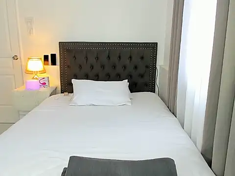 cyberanita online show from May 24, 4:23 am
