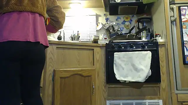 sexyinpantyhose online show from December 24, 4:55 am