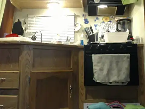 sexyinpantyhose online show from January 1, 9:49 am