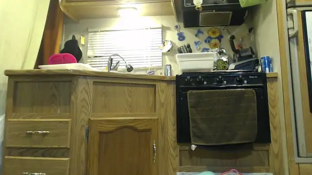 sexyinpantyhose online show from February 9, 9:05 am