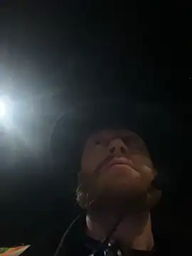 Mackwood89 online show from October 27, 9:21 am