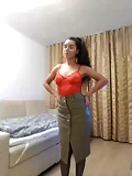 baby sweet girl  online show from May 22, 7:45 pm