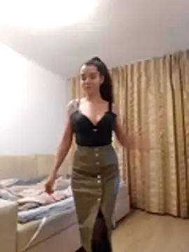 baby sweet girl  online show from March 28, 10:00 pm