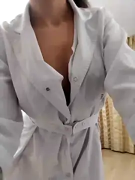 baby sweet girl  online show from January 6, 10:36 pm