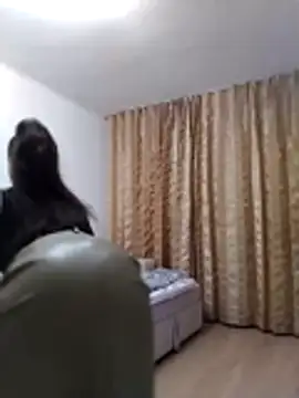 baby sweet girl  online show from April 12, 9:40 pm