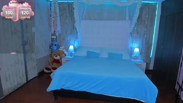 floryn susana online show from April 12, 8:34 pm