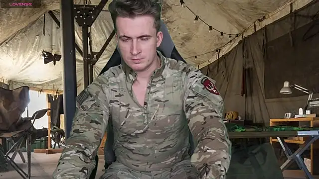 hornystripman97 online show from November 11, 1:44 am