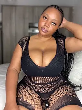 Hyra Ari online show from February 8, 6:16 pm