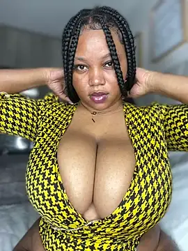 Hyra Ari online show from March 14, 8:04 pm