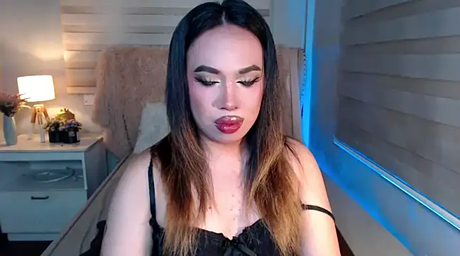 RebecaNextToYou online show from February 26, 7:32 pm