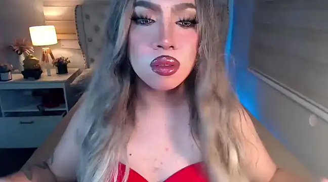 RebecaNextToYou online show from February 13, 8:24 pm