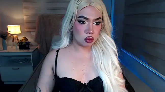 RebecaNextToYou online show from February 26, 4:27 pm