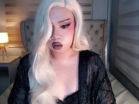 Snapshot of RebecaNextToYou chatting on May 23, 12:26 pm RebecaNextToYou online show from May 23, 12:26 pm