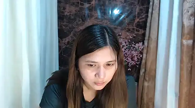 Snapshot of MS_Isabella_Snow92 chatting on March 1, 1:22 am MS Isabella Snow92 online show from March 1, 1:22 am