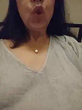 Susannemilf online show from March 23, 3:39 am