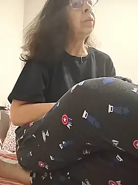 Snapshot of Susannemilf chatting on November 23, 4:06 pm Susannemilf online show from November 23, 4:06 pm