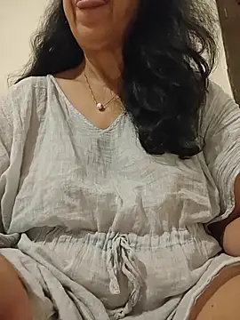 Susannemilf online show from April 7, 2:35 am