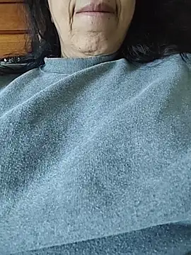 Snapshot of Susannemilf chatting on November 10, 2:00 pm Susannemilf online show from November 10, 2:00 pm