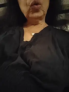 Susannemilf online show from April 12, 5:16 pm