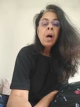 Snapshot of Susannemilf chatting on November 22, 7:02 pm Susannemilf online show from November 22, 7:02 pm