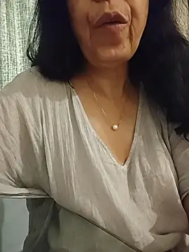 Susannemilf online show from March 31, 4:14 am