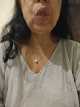 Susannemilf online show from April 3, 3:57 am