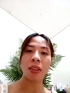 Snapshot of AsianTrixxx chatting on December 13, 6:21 am AsianTrixxx online show from December 13, 6:21 am