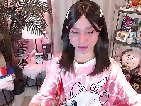 AsianTrixxx online show from April 20, 6:31 pm