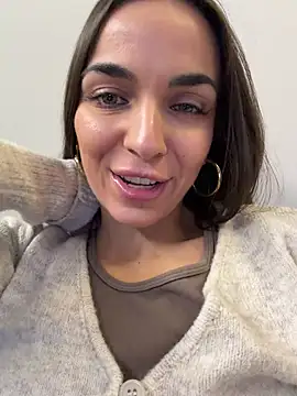 Bad Giorgia online show from November 3, 9:24 am