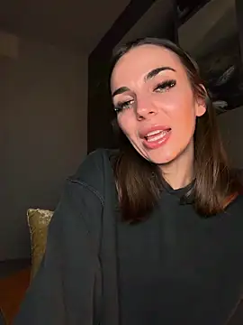Snapshot of Bad_Giorgia chatting on October 2, 10:57 pm Bad Giorgia online show from October 2, 10:57 pm