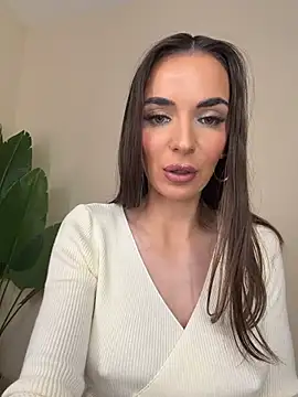 Bad Giorgia online show from February 11, 10:15 am