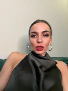 Snapshot of Bad_Giorgia chatting on September 13, 9:26 pm Bad Giorgia online show from September 13, 9:26 pm