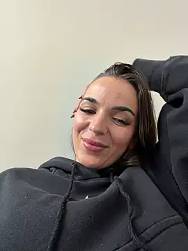 Snapshot of Bad_Giorgia chatting on October 19, 4:54 pm Bad Giorgia online show from October 19, 4:54 pm