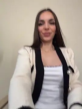 Bad Giorgia online show from March 8, 10:18 am