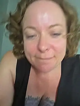 julimonroe online show from May 30, 2:07 am