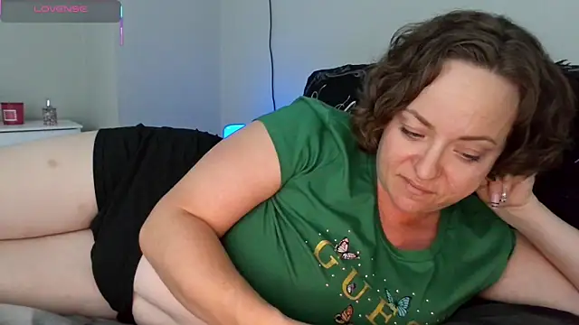 julimonroe online show from May 23, 3:05 am