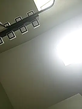 julimonroe online show from April 28, 1:59 pm
