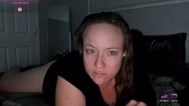 julimonroe online show from November 28, 2:12 am