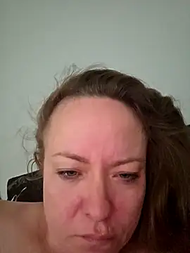 julimonroe online show from April 19, 10:16 am